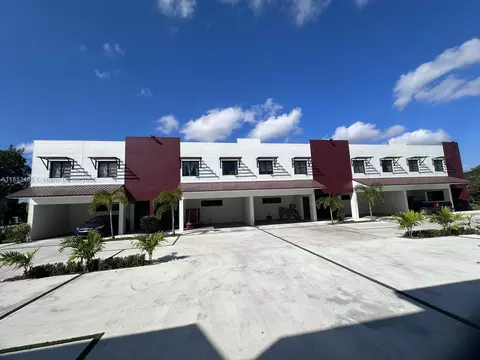 936 NW 10 St #4, Florida City, FL 33034