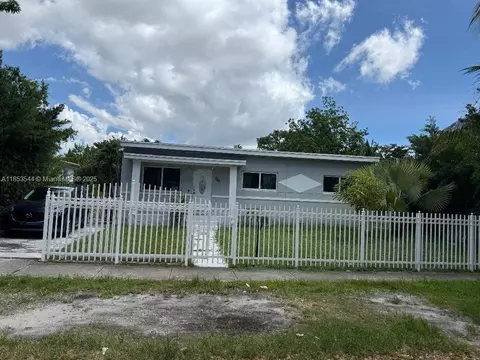 985 NE 146th St, North Miami, FL 33161
