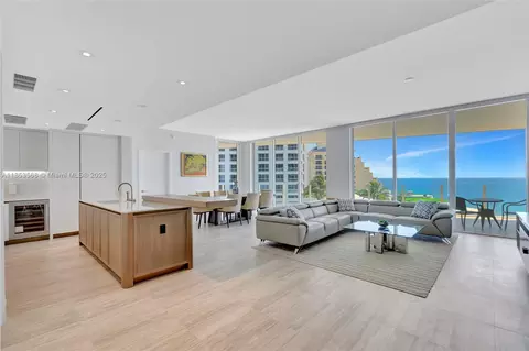525 N Fort Lauderdale Beach Blvd #802, Fort Lauderdale, FL 33304
