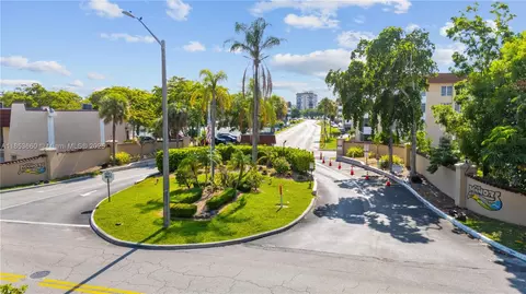 4088 Inverrary Dr #11F, Lauderhill, FL 33319