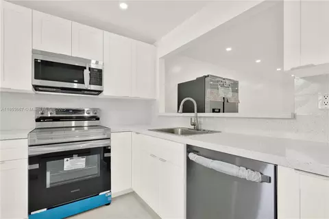 8320 Sands Point Blvd #M107, Tamarac, FL 33321