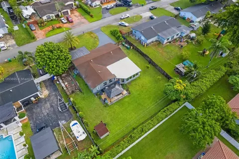 6571 SW 56th St, Davie, FL 33314