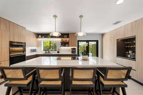 Kitchen - 251 E Shore Dr E, Miami, FL 33133 photo 2 of 6