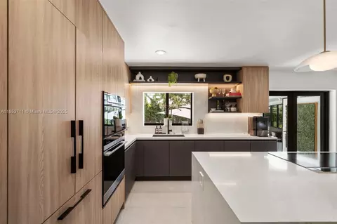 Kitchen - 251 E Shore Dr E, Miami, FL 33133 photo 3 of 6