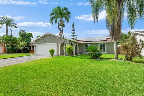 10851 NW 26th St, Sunrise, FL 33322