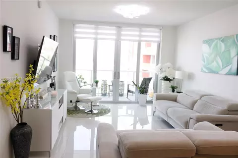 7825 NW 107th Ave #717, Doral, FL 33178