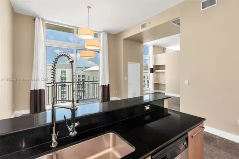 9055 SW 73rd Ct #606, Miami, FL 33156