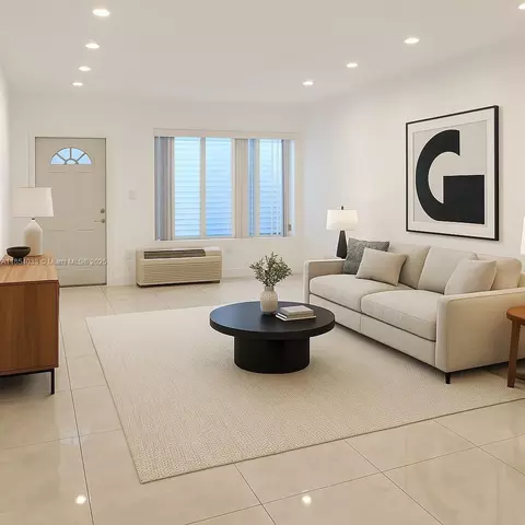 7725 Carlyle Ave #4, Miami Beach, FL 33141