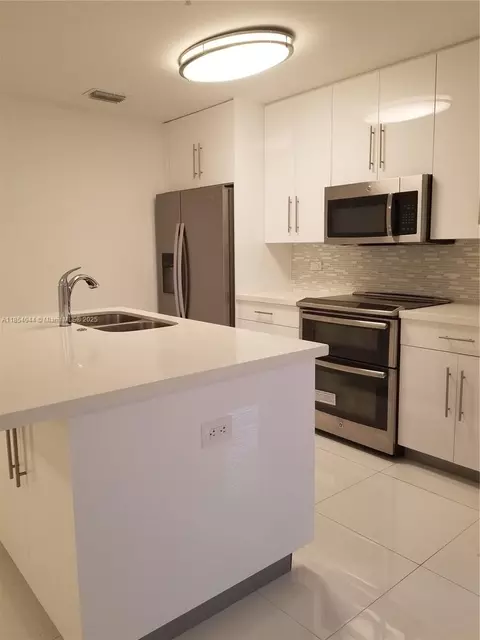 2651 NE 212th Ter #103, Miami, FL 33180