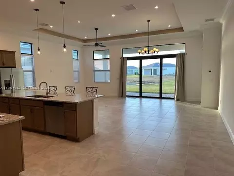 8623 SW Cantante Way, Port St Lucie, FL 34987