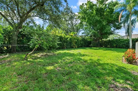 Exterior - 4635 NW 99th Ln, Coral Springs, FL 33076 photo 4 of 4