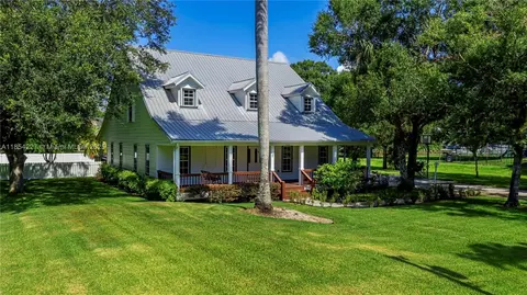 202 N Cypress Ave, Labelle, FL 33935