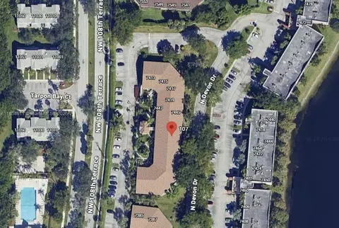 7425 N Devon Dr #107, Tamarac, FL 33321