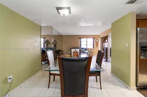 Dining - 765 W 80th St, Hialeah, FL 33014 photo 2 of 2