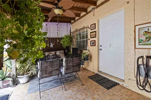 Exterior - 765 W 80th St, Hialeah, FL 33014 photo 1 of 8