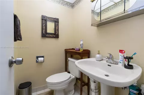 Bath - 765 W 80th St, Hialeah, FL 33014 photo 1 of 2