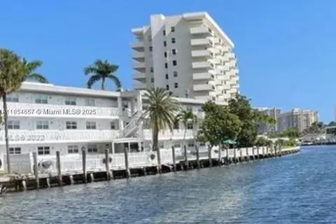 419 Golden Isles Dr #305, Hallandale Beach, FL 33009