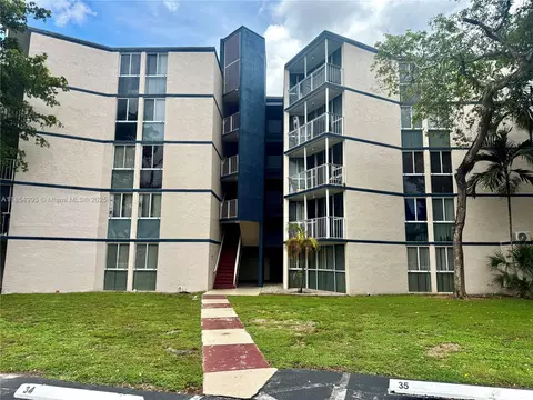 7165 NW 186th St #A211, Hialeah, FL 33015