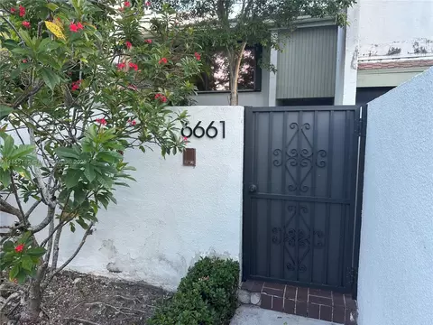 6661 SW 72nd St #35, South Miami, FL 33143