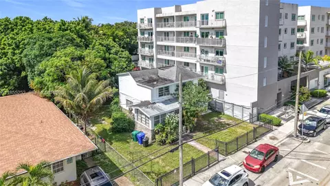View/Area - 796 NE 85th St, Miami, FL 33138 photo 3 of 3