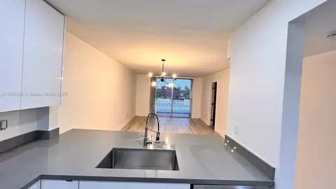 19771 SW 114th Ave #330, Miami, FL 33157