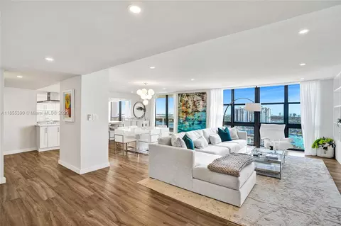 9 Island Ave #1814, Miami Beach, FL 33139