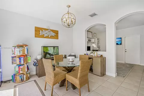 Dining - 21445 SW 85th Path, Cutler Bay, FL 33189 photo 1 of 2