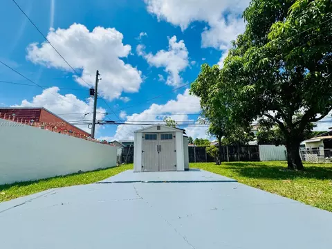 Exterior - 115 W 37th St, Hialeah, FL 33012 photo 4 of 5