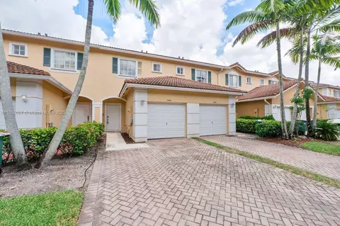 7925 Tuscany Dr, Tamarac, FL 33321