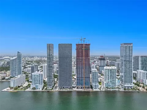 725 NE 24 St #3806, Miami, FL 33137