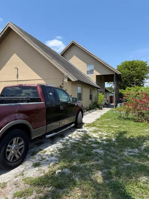 1801 Gardenia Rd, Fort Lauderdale, FL 33317