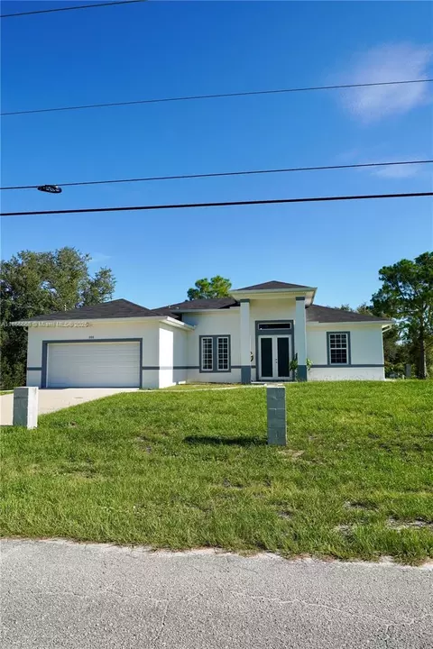 105 E 15th St, Lehigh Acres, FL 33972