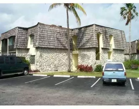 3123 Oakland Shores Dr #D211, Oakland Park, FL 33309