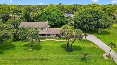 9435 El Paso Dr, Lake Worth, FL 33467