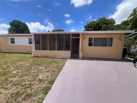 1330 NE 212 Ter, Miami, FL 33179