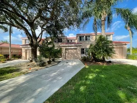 1683 SW 109th Ter, Davie, FL 33324