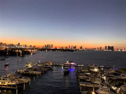 1800 Sunset Harbour Dr #1012, Miami Beach, FL 33139