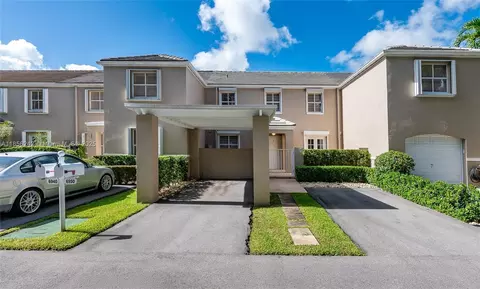 6950 SW 54th St, Miami, FL 33155