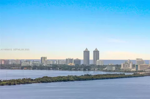 View/Area - 700 NE 24th St #2704, Miami, FL 33137 photo 6 of 13