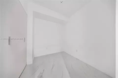 Bedroom - 700 NE 24th St #2704, Miami, FL 33137 photo 3 of 4