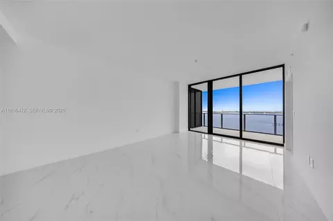 Living - 700 NE 24th St #2704, Miami, FL 33137 photo 4 of 8