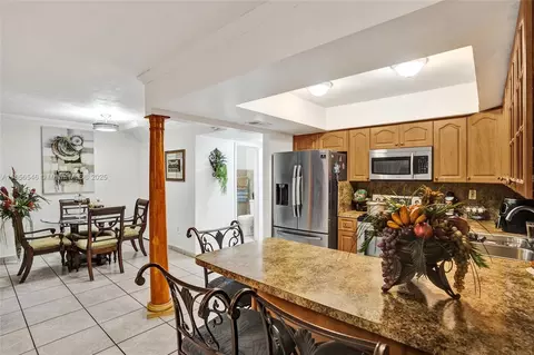 Kitchen - 6925 W 3rd Ave, Hialeah, FL 33014 photo 3 of 4