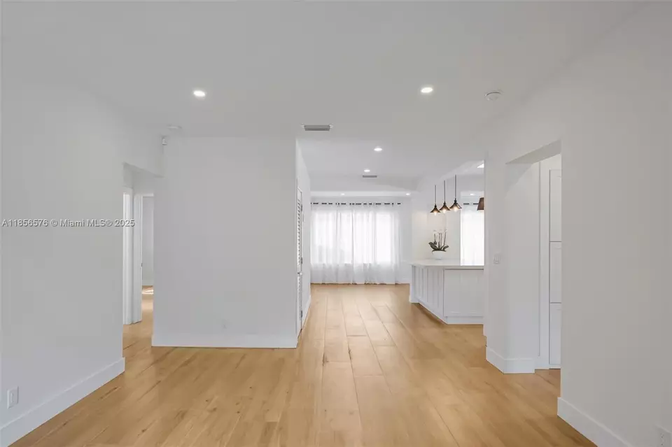 Living - 2350 SW 24th Ter, Miami, FL 33145 photo 2 of 6