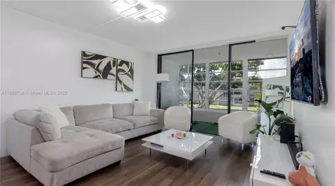 8321 Sands Point Blvd #D205, Tamarac, FL 33321