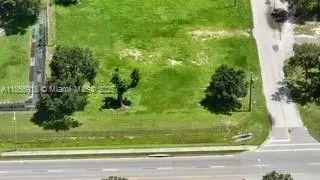 857 E Hickpochee Ave, La Belle, FL 33935 photo 5