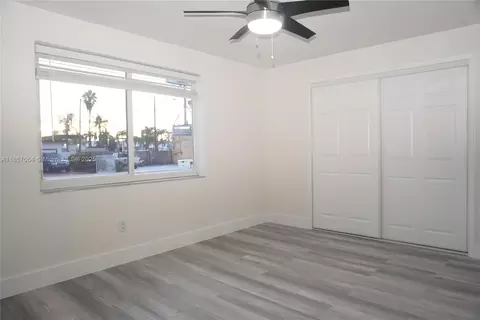 Bedroom - 4851 E 8th Ct, Hialeah, FL 33013 photo 1 of 4
