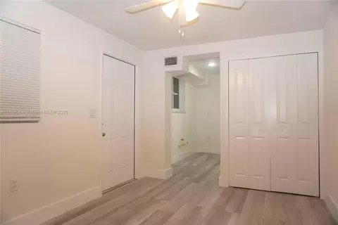 Bedroom - 4851 E 8th Ct, Hialeah, FL 33013 photo 3 of 4