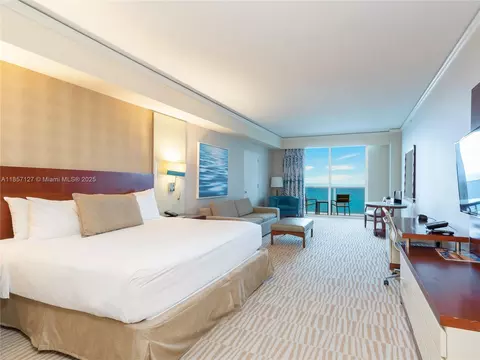 18001 Collins Ave #811, Sunny Isles Beach, FL 33160