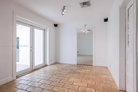 Other - 6501 SW 65th St, South Miami, FL 33143 photo 4 of 4
