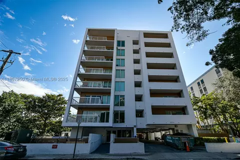 2740 SW 28th Ter #603, Miami, FL 33133